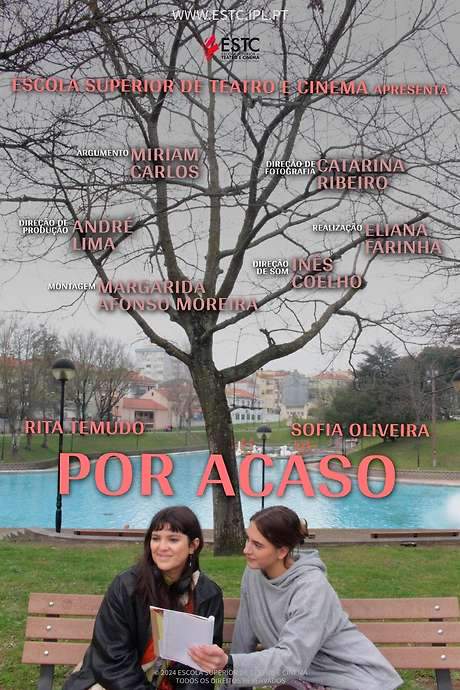    Sofia is sitting on a bench in a park, when a girl asks if she can sit next to her. Mesmerized by the other girl, Sofia tries to gather the courage to talk her.  